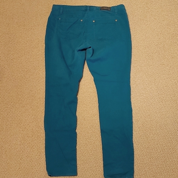 ZCO Jeans - Picture 3 of 5